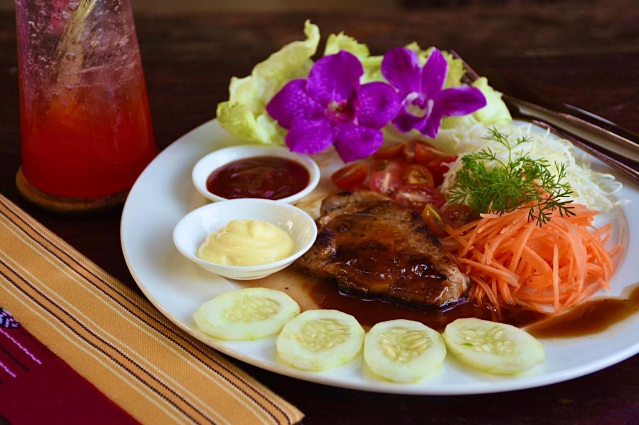 Ban Rai Jai Chaem - Spa Cafe & Homestay 외부 사진
