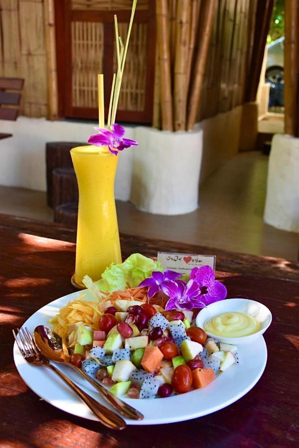 Ban Rai Jai Chaem - Spa Cafe & Homestay 외부 사진