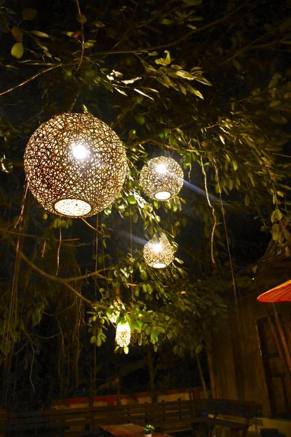 Ban Rai Jai Chaem - Spa Cafe & Homestay 외부 사진